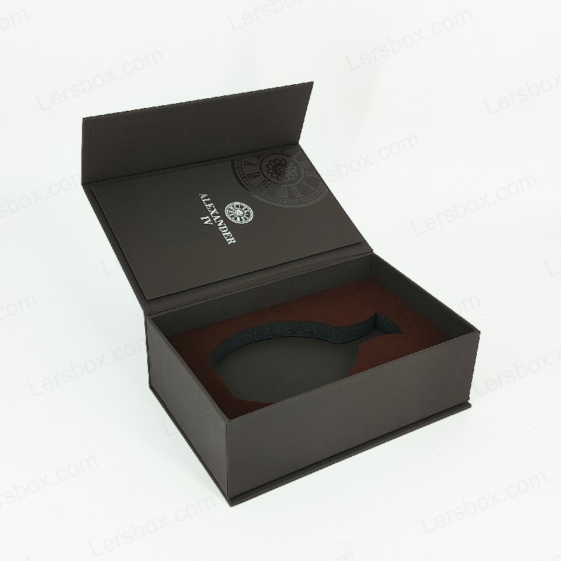 Kotak parfum bertingkat emas dengan tutup kaku dan sisipan EVA untuk presentasi mewah HP021