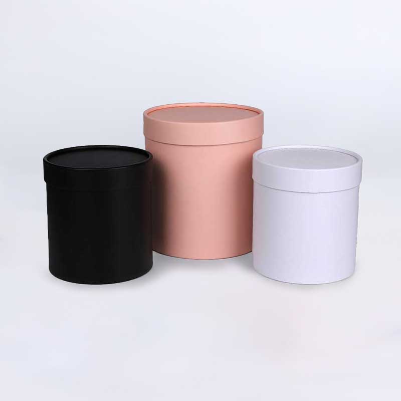 Kertas warna solid kaleng dengan tutup logam
