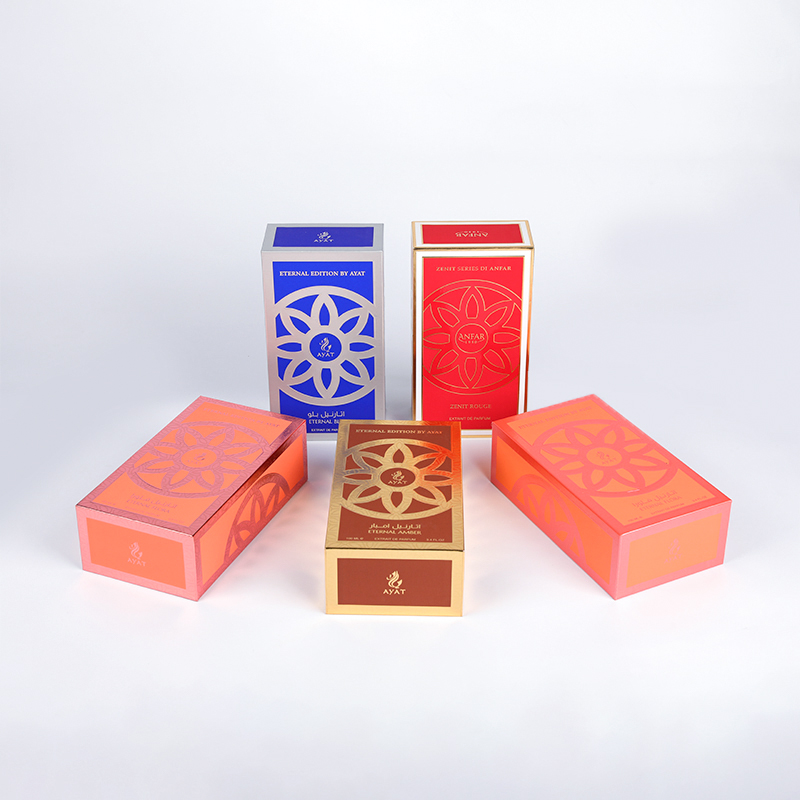 Kotak Parfum Kertas Essensi Royal